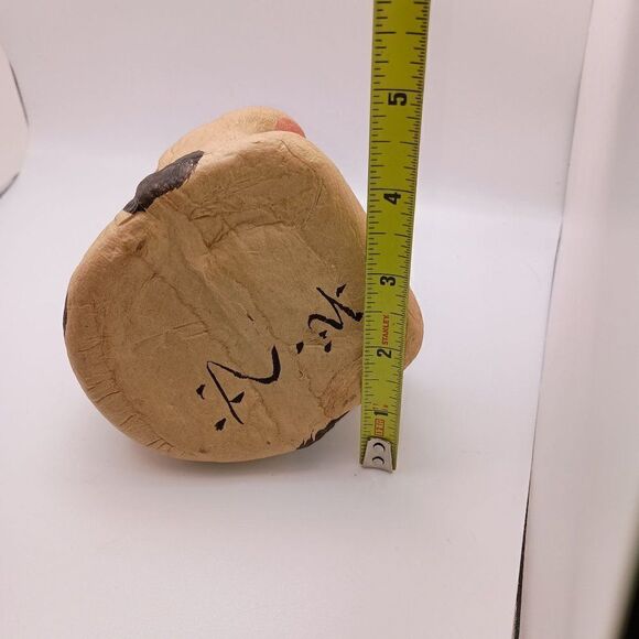 Maneki Neko Lucky Cat Figurine Paper Mache Shelf Sitter 4" Tall Cardboard - Picture 4 of 4